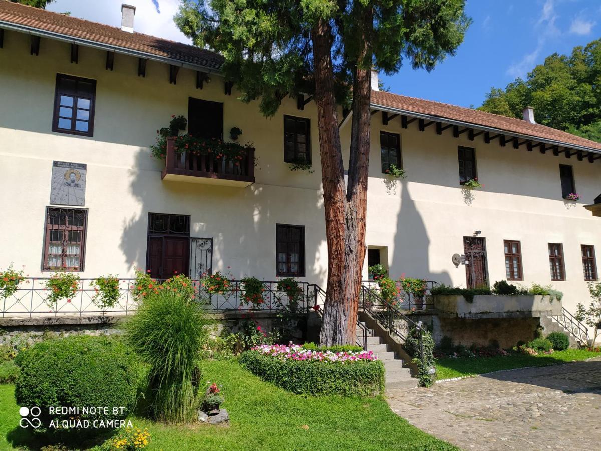 Apartmani - Vila Kovilje Banja Koviljača Esterno foto
