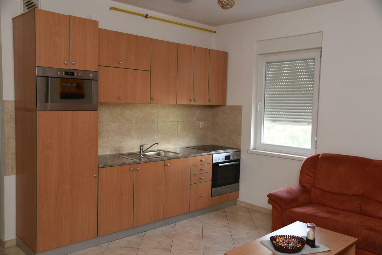 Apartmani - Vila Kovilje Banja Koviljača Esterno foto